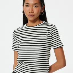 Koton Women Striped Pockets T-shirt-image-23