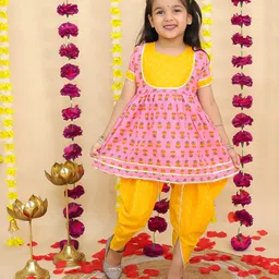 BownBee Cotton Woven Half Sleeves Floral Printed Gota Lace Embellished Dhoti Kurti Set - Pink-picture-11