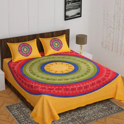 Myntra Elegant Homes Green & Red Ethnic Motifs 144 TC Queen Bedsheet with 2 Pillow Covers-18