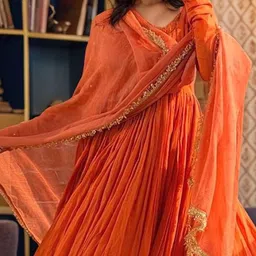 Aaghnya Round Neck Anarkali Kurta With Trousers & Dupatta image 2