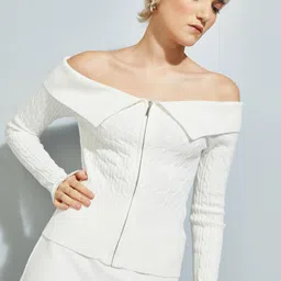max Collarless Crop Tailored Jacket-picture-24
