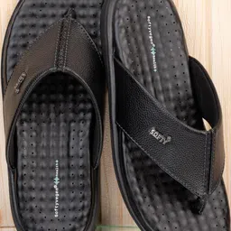 SOFTY VEGEN Men Black Textured Open Toe Flats-picture-8