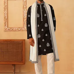 Jompers Men Floral Embroidered Kurta with Pyjama & Dupatta-image-10