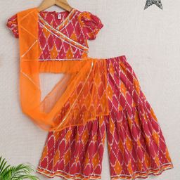 The Magic Wand Cotton Half Puffed Sleeves Abstract Printed & Lace Embellished Choli & Palazzo Set - Red-picture-13