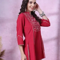 Nayam by Lakshita Fuchsia Cotton Embroidered Kurti-picture-1