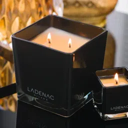 Home4U Ladenac Minimal Marin Frais Boisee Black Square Wax Large Jar Candle-image-11