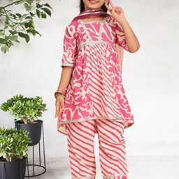 Cutiekins Girls Printed Regular Gotta Patti Kurta with Palazzos & Dupatta-image-65