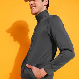 INDICLUB Men Running Open Front Jacket image 3