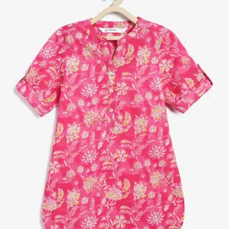 Campana 100% Cotton Three Fourth Sleeves Floral Printed Kurta - Magenta-picture-26