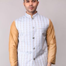 Voniry Embroidered Nehru Jacket-picture-6