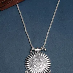 NVR Silver-Plated Oval Pendants with Chains-21