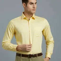 Reid & Taylor Yellow Cotton Regular fit Solid Shirt-picture-20