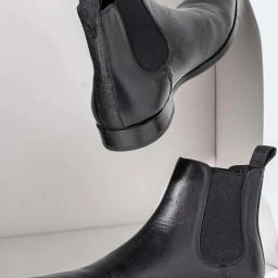Rare Rabbit Men's Black Chelsea Boots-image-52