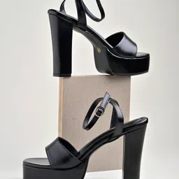 Shoetopia Ankle Strap Closure Solid Platform Block Heel - Black-picture-32
