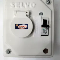 SELVO 20 Amps SPN Distribution Board with Two Pin Metal Clad Industrial Plug and Socket (Fitted with 20A Single Pole MCB) image 2