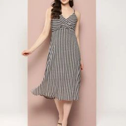 Qurvii Off White & Black Printed Midi Dress-picture-22