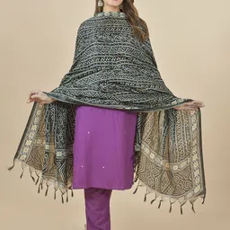 LA FEMINAE Printed Bandhani Dupatta-picture-30