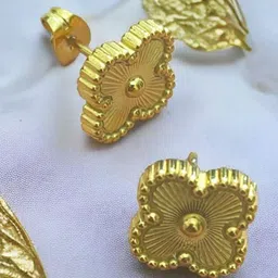Palli Creation Gold Plated Flower Shaped Studs image 2