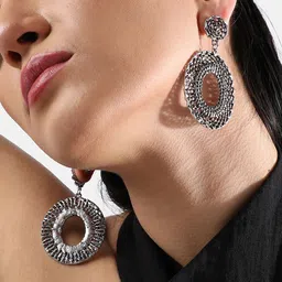 DressBerry Gold-Plated Artificial Stones Studded Circular Shaped Cascade Drop Earrings-1