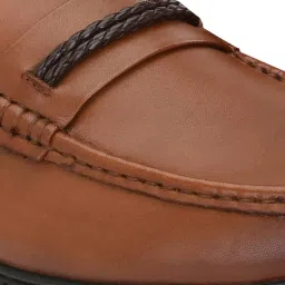 Clog London Men's Tan Formal Loafers image 4