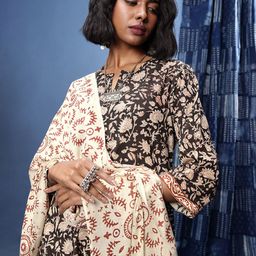 Taavi Floral Printed Pure Cotton Bagru Kurta with Trousers & Dupatta-picture-46