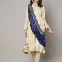 MUFFLY Ethnic Motifs Printed Dupatta image 3