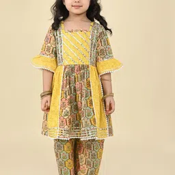 LIL PITAARA Girls Floral Printed Regular Gotta Patti Pure Cotton Kurti with Trousers-picture-41