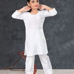 Pehanaava Cotton Three Fourth Sleeves Lace & Beads Embellished Kurta With Pant Set - White-image-33