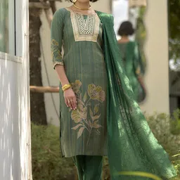 DIVASTRI Women Floral Embroidered Kurta with Trousers & Dupatta-image-95