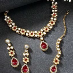 Peora Gold Plated Crystal Maroon Kundan Necklace Dangling Earring Maang Tikka Set-image-96