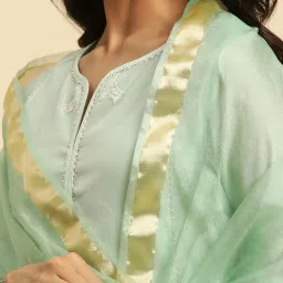 W Green Woven Pattern Dupatta image 4