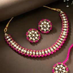 Peora Gold Plated Kundan Choker Necklace Round Stud Earring & Maang Tikka Set-24