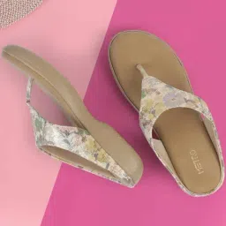 Metro Women's Thong Casual Sandals-picture-43