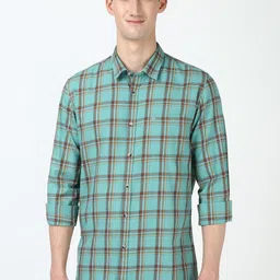 Peter England Casuals Men Spread Collar Checked Cotton Slim Fit Casual Shirt-image-77