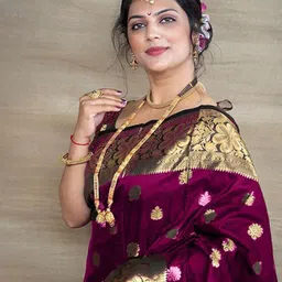 PERVAS Floral Woven Design Zari Pure Banarasi Silk Saree With Blouse Piece-picture-36