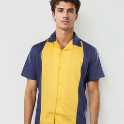 Celio Men Classic Cuban Collar Colourblocked Cotton Casual Shirt-image-77