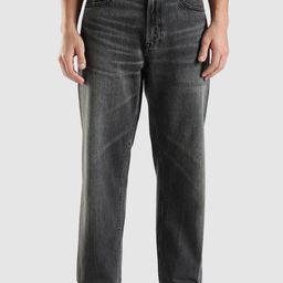 Calvin Klein Jeans Men Straight Fit Mid-Rise Light Fade Cotton Jeans-picture-3