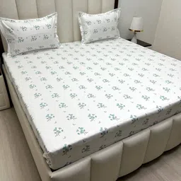 Pure Decor Blue & White Floral 300 TC Queen Bedsheet with 2 Pillow Covers-image-95