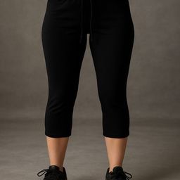 EcoLove Women Mid-Rise Cotton Sports Capris-image-3