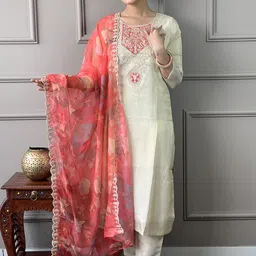 TWINS LADY Floral Yoke Design Thread Work Straight Kurta with Trousers & Dupatta-picture-17