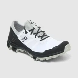 ON Women Colourblocked Cloudventure Peak 2 Running Shoes-51