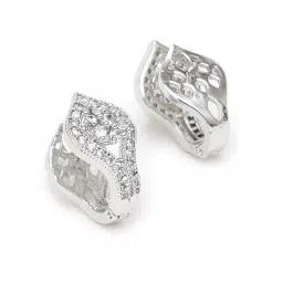 Karatcart Silver Stud Earrings for Women image 4