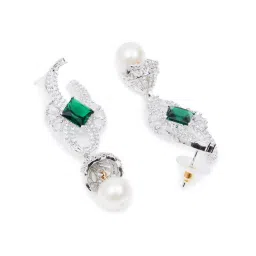 Karatcart Green Drop Earrings for Women image 4