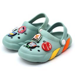 Svaar Warner Bros Featuring Tom & Jerry Patch Designed Clogs - Green-picture-10