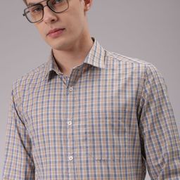 Luxe by TIGC Men Cutaway Collar Vertical Striped Slim Fit Formal Shirt-image-89