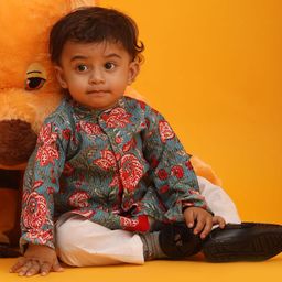 VASTRAMAY Full Sleeves Seamless Jaipuri Floral Swirl Printed & Striped Pattern Thread Work Detailed Kurta With Pyjama - Blue Red & White-image-42
