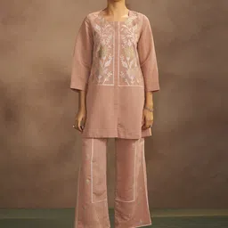 DRESOUL Embroidered Round-Neck Roman Silk Tunic With Trouser-picture-7