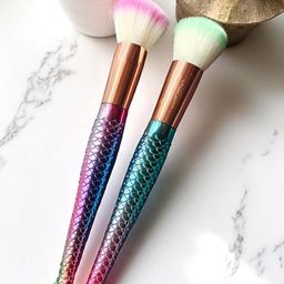 CHRONEX Set Of 2 Soft & Sleek Premium Make Up Face Brushes image 2