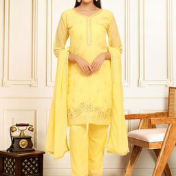 House of Pataudi Embroidered Sequinned Sweetheart Neck Kurta With Trousers & Dupatta-image-53