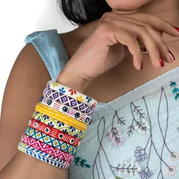 Taasha Craft Set Of 9 Cotton Threads Handcrafted Bangle image 3